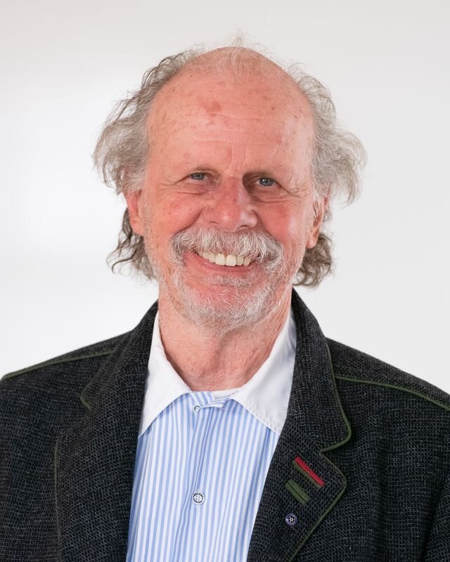 Porträtfoto von Dr. Gerhard Graf